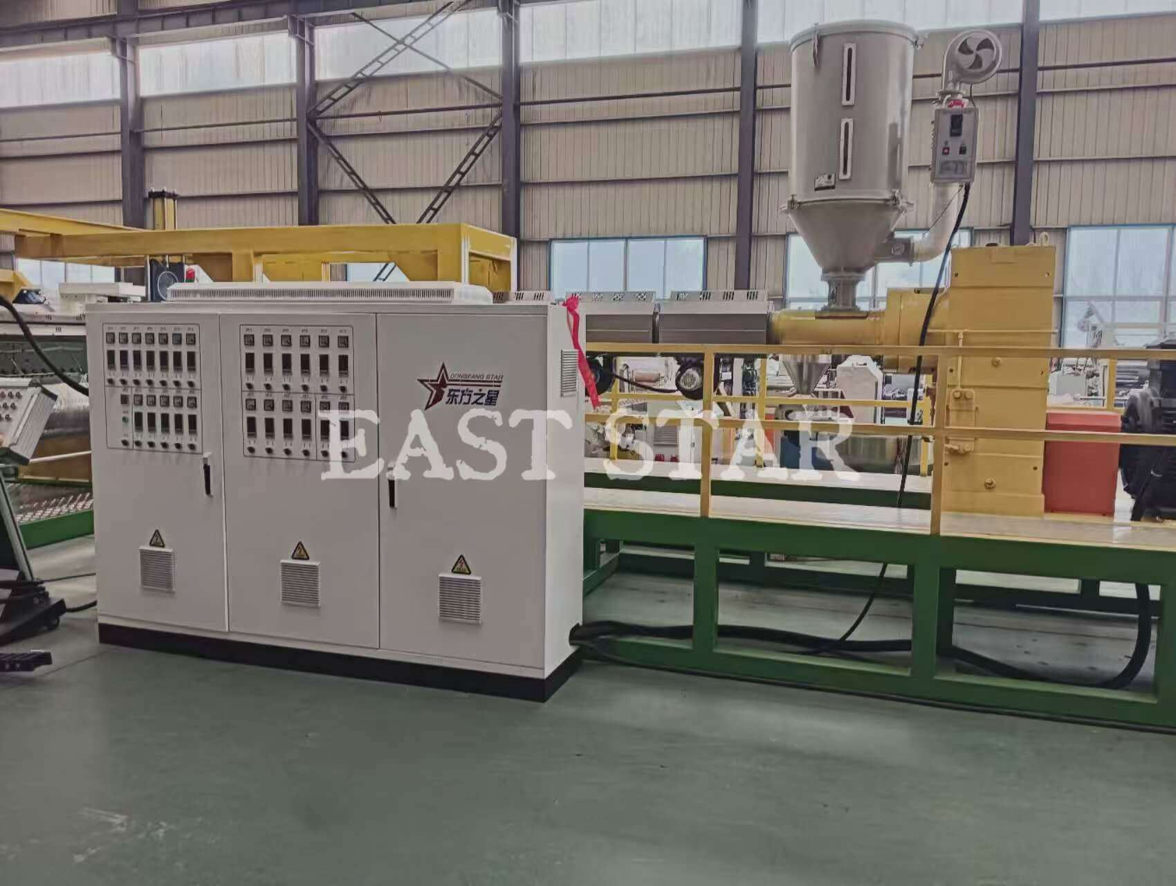 ນະວັດຕະກໍາການແຕກແຍກ! Qingdo Eaststar New 2.4-Meter Trinet Trument Element Lettic Polle Pollement Lines Eartrely ເລື່ອນສາຍອອກຢ່າງສໍາເລັດຜົນ