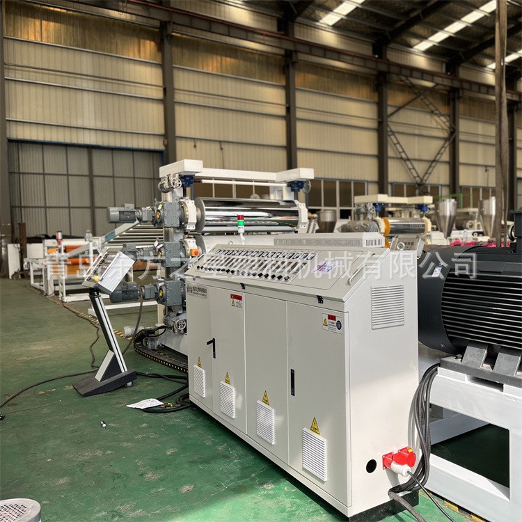 ການໄປຢ້ຽມຢາມລູກຄ້າສໍາລັບສາຍການຜະລິດວັດຖຸດິບ PVC ສໍາລັບການລ້ຽງສັດ