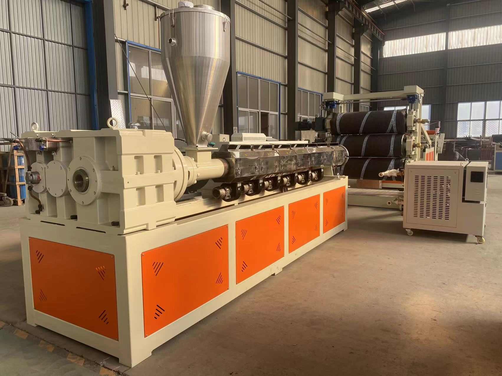 ສາຍການຜະລິດສະຫມອງ PVC ໄປເຊຍກັນ