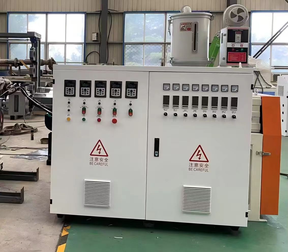 ສາຍການຜະລິດນ້ໍາ TPE / TPO WATRINTTOP